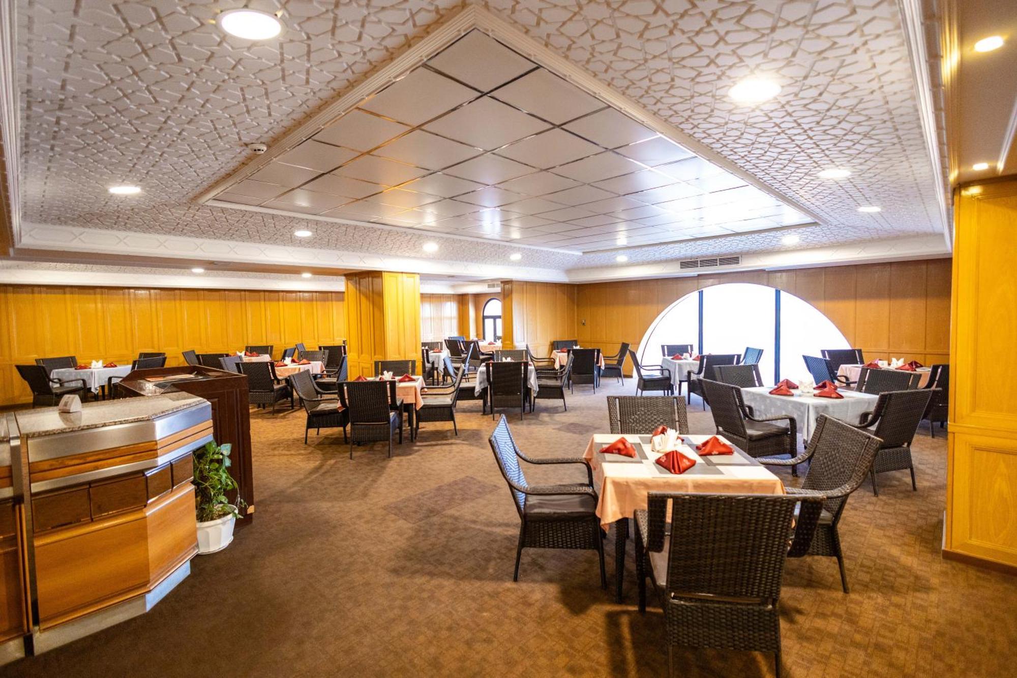 Hamdan Plaza Hotel Salalah, An Htg Hotel Exterior foto