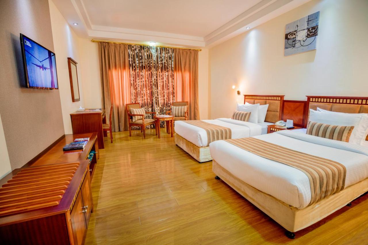 Hamdan Plaza Hotel Salalah, An Htg Hotel Exterior foto